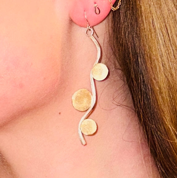 Wavy Dots