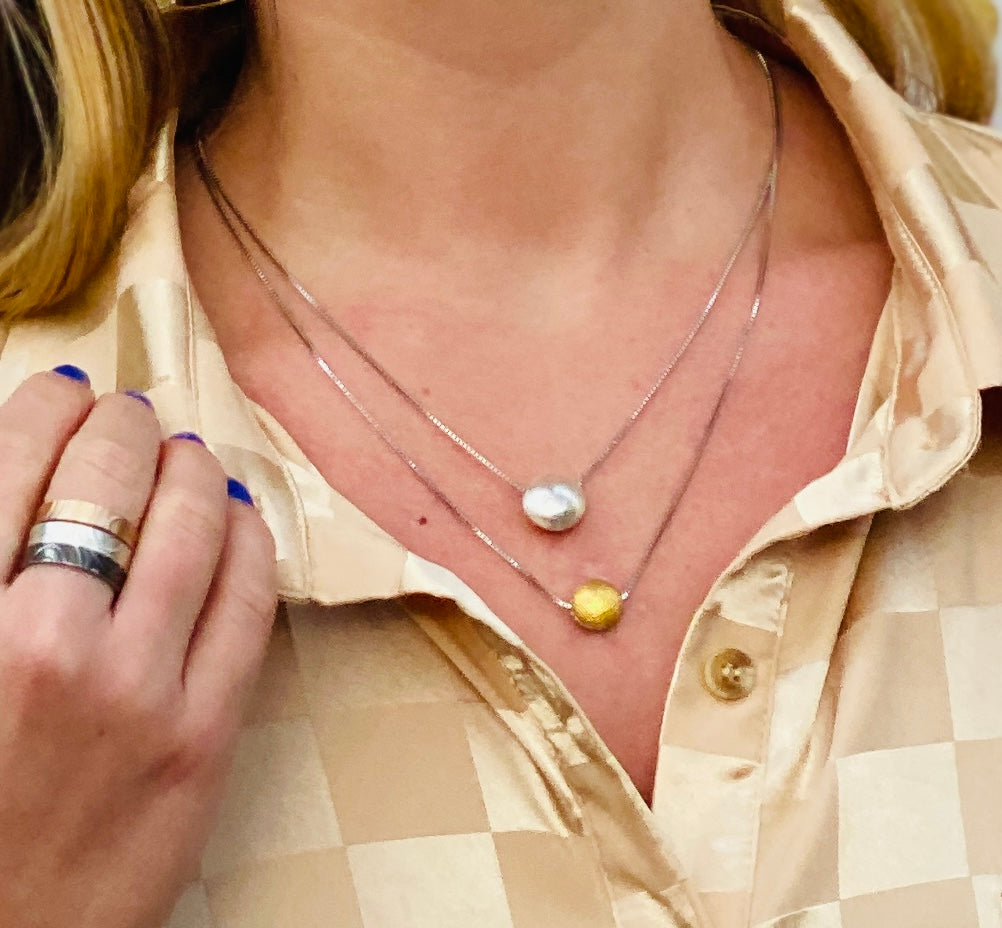 Dot Necklace